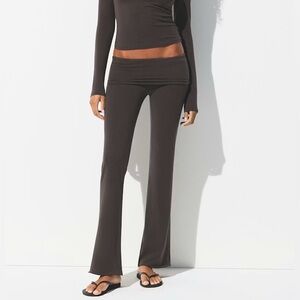 New SKIMS COTTON JERSEY FOLDOVER PANT IN SOOT. Size Large.